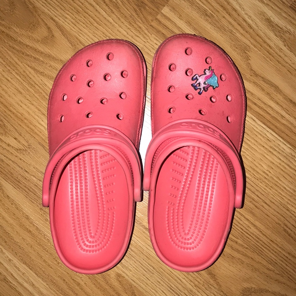 Pink crocs